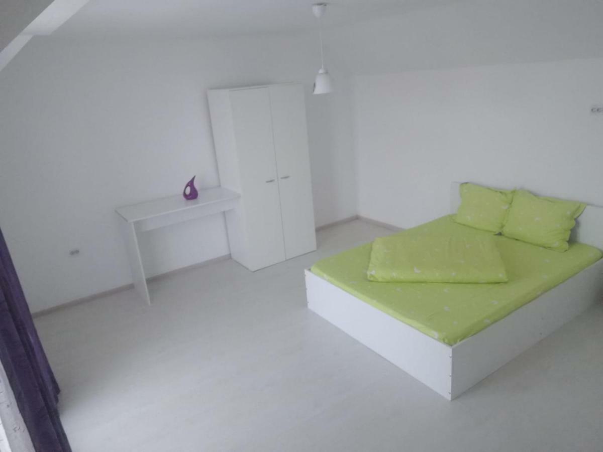 Vila Roy Hotel Turda Luaran gambar